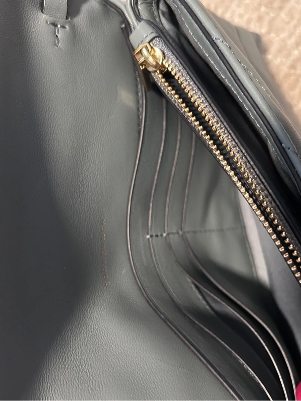 Tory Burch Quilted Slate Blue Leather Chain-strap Crossbody with Gold Logo - Picture 9 of 16
